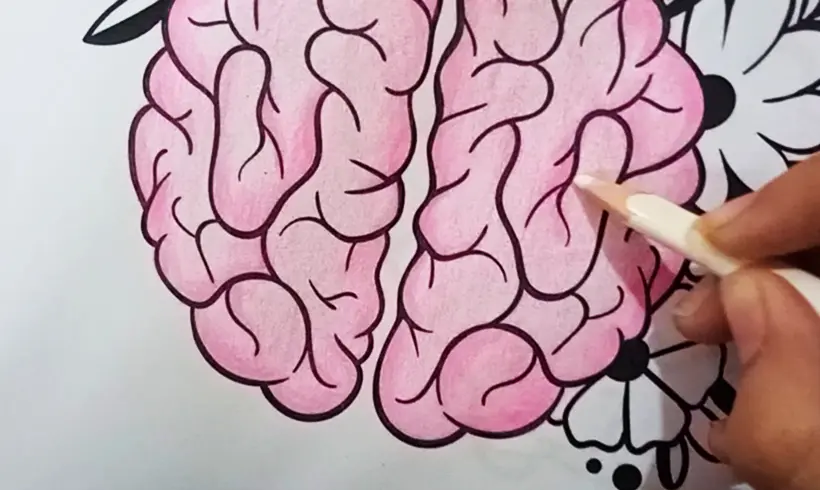 Coloreá encima con el lápiz blanco